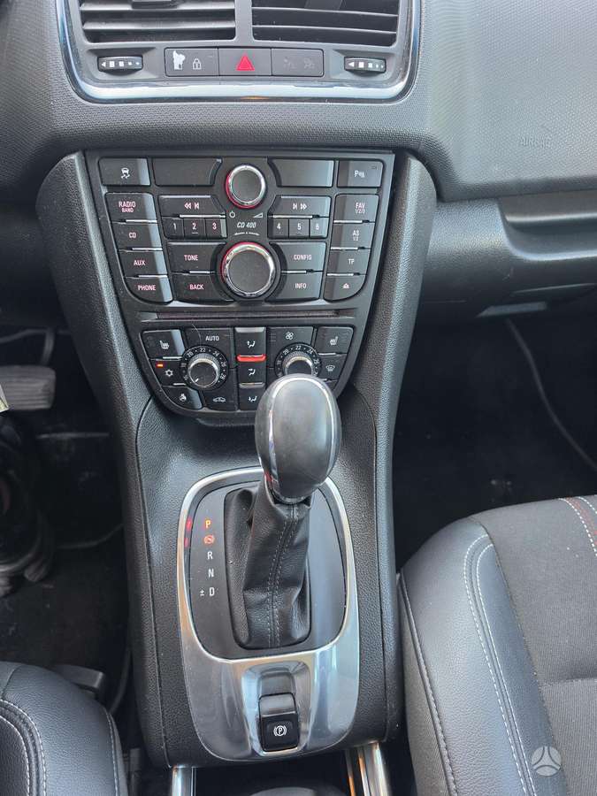 Opel Meriva 2012 — photo 13