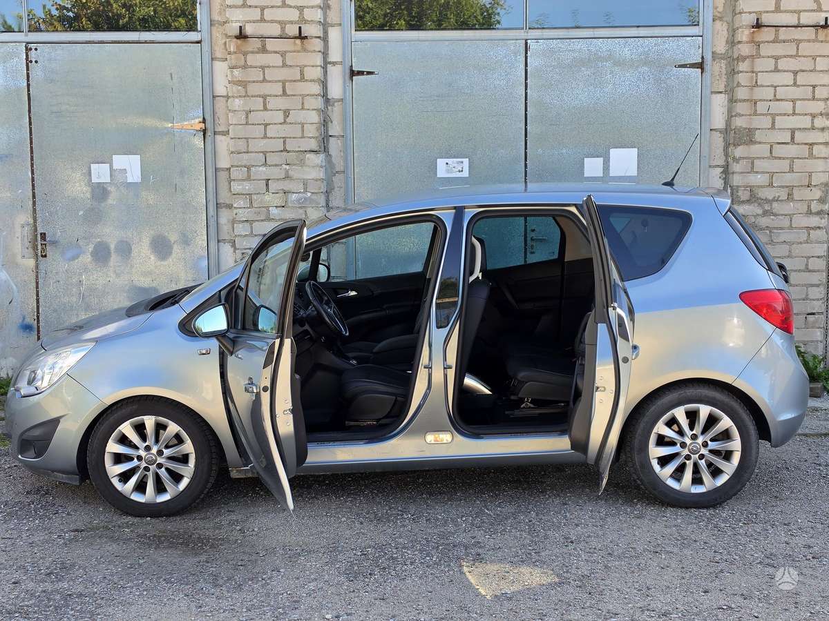 Opel Meriva 2012 — photo 5