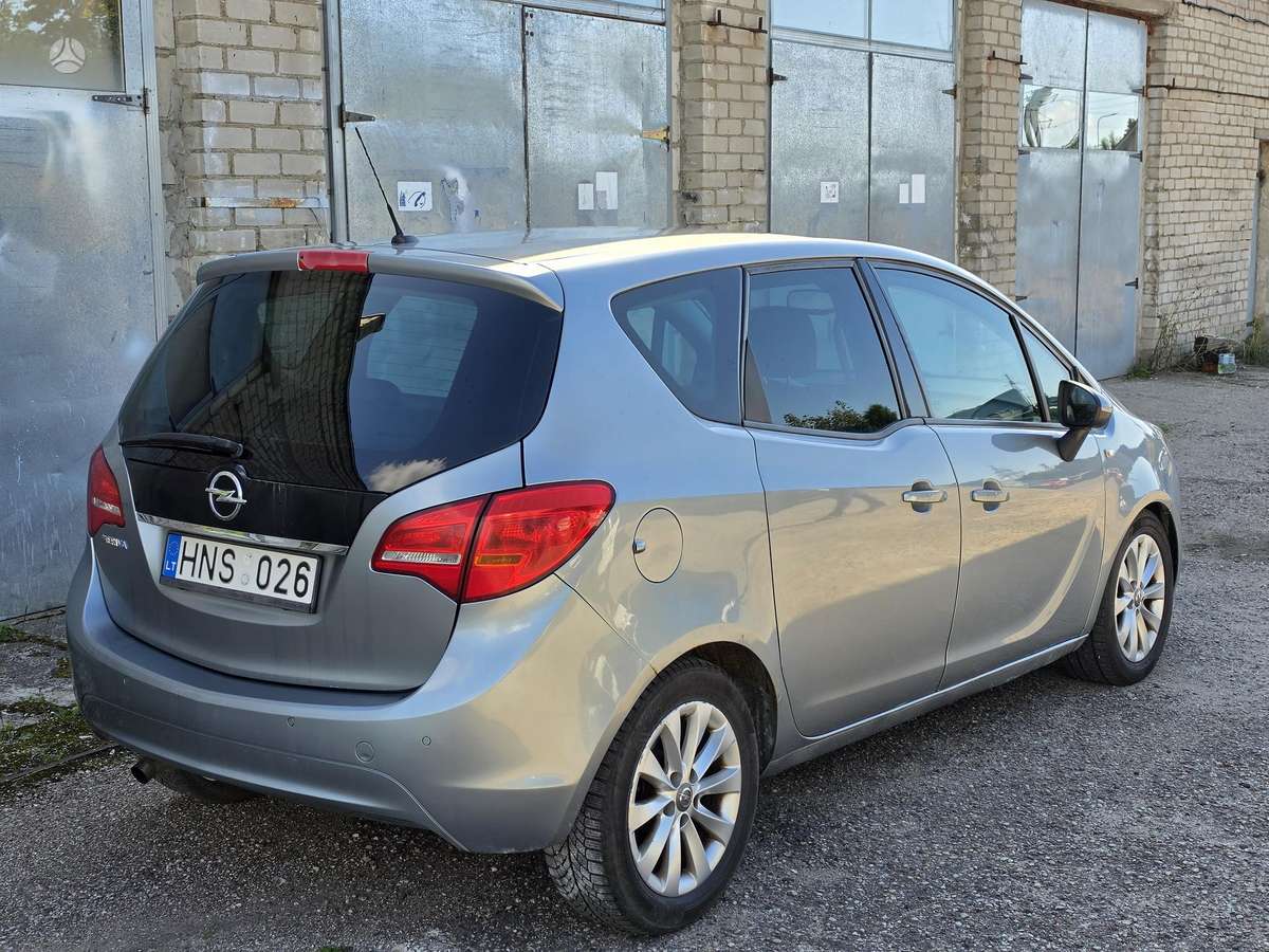 Opel Meriva 2012 — photo 6