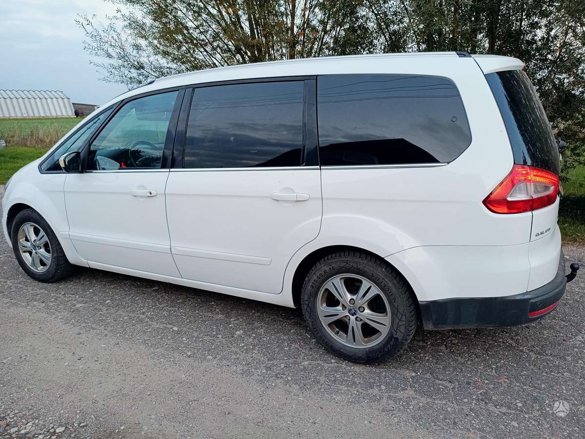 Ford Galaxy 2011 — photo 5