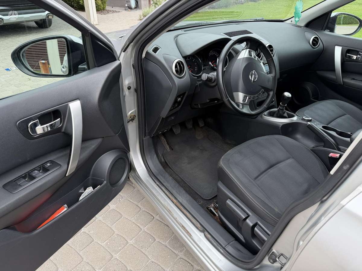 Nissan Qashqai 2010 — photo 10