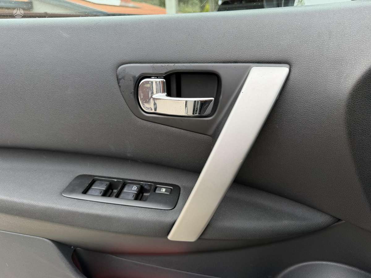 Nissan Qashqai 2010 — photo 12
