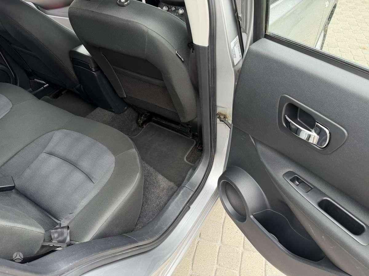 Nissan Qashqai 2010 — photo 17