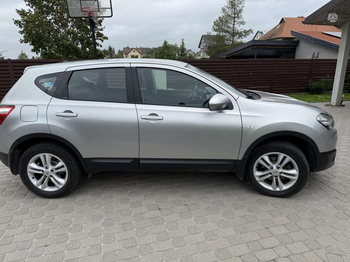 Nissan Qashqai 2010 — photo 5