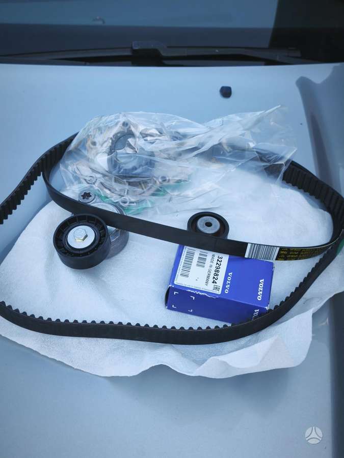 Volvo V70 2008 — photo 15