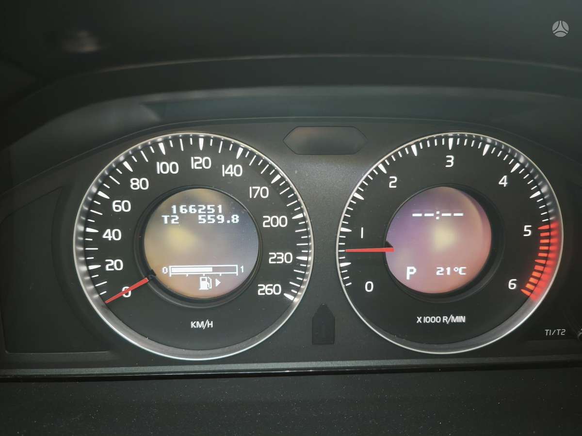 Volvo V70 2008 — photo 22