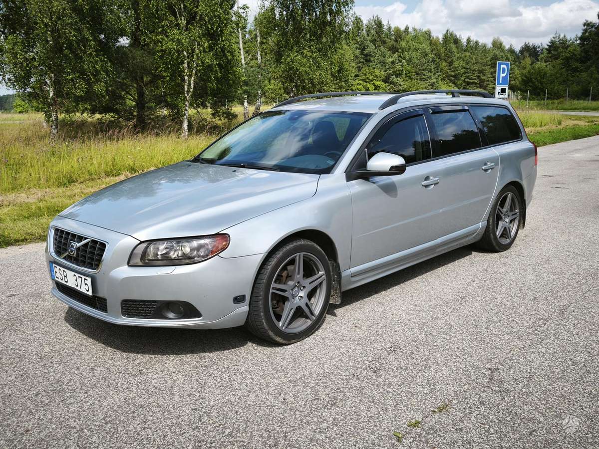 Volvo V70 2008 — engine 2400 cm³, 185 HP (136kW)