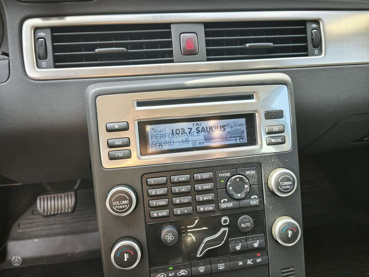 Volvo V70 2008 — photo 6