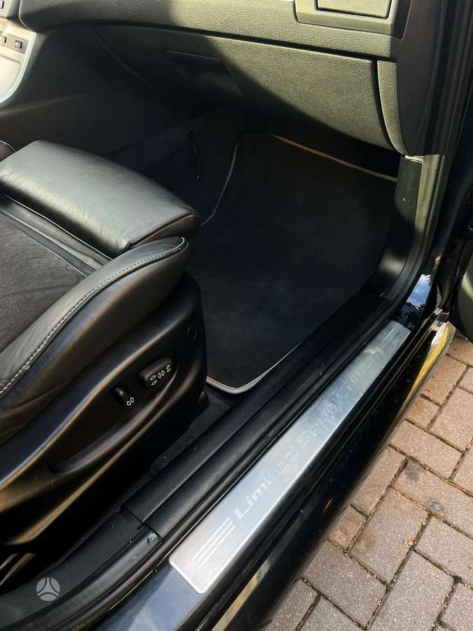 BMW X3 2010 — photo 8