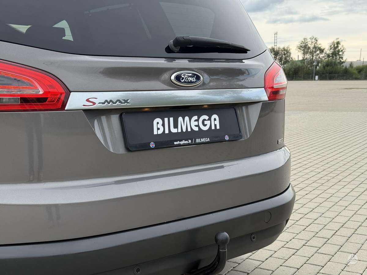 Ford S-MAX 2013 — photo 8