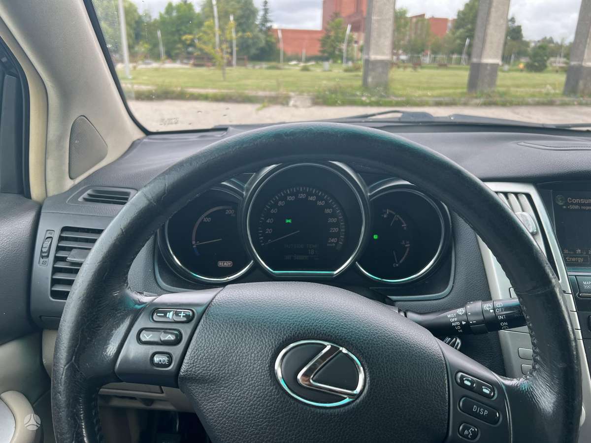 Lexus RX 2006 — photo 17