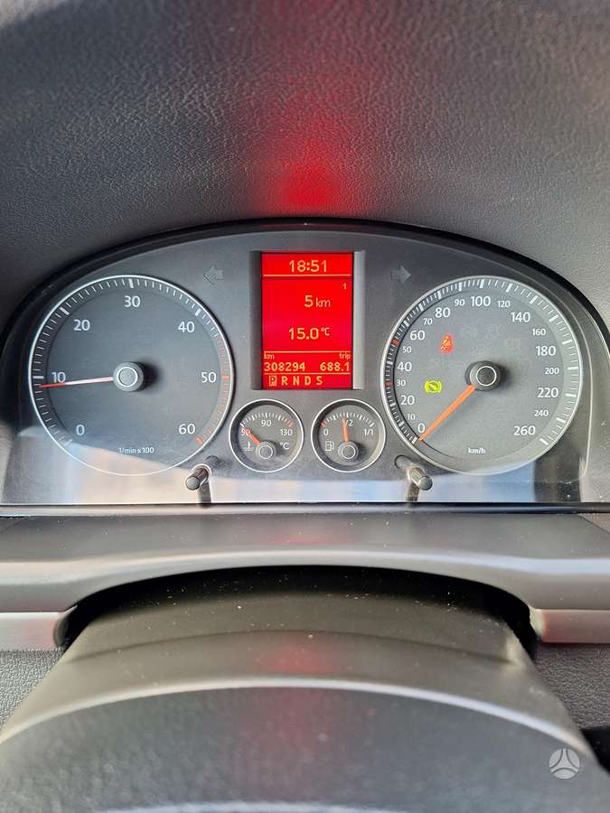 Volkswagen Touran 2007 — photo 14