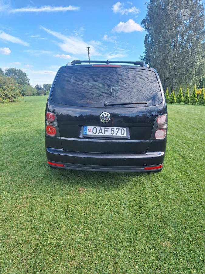 Volkswagen Touran 2007 — engine 1968 cm³, 140 HP (103kW)