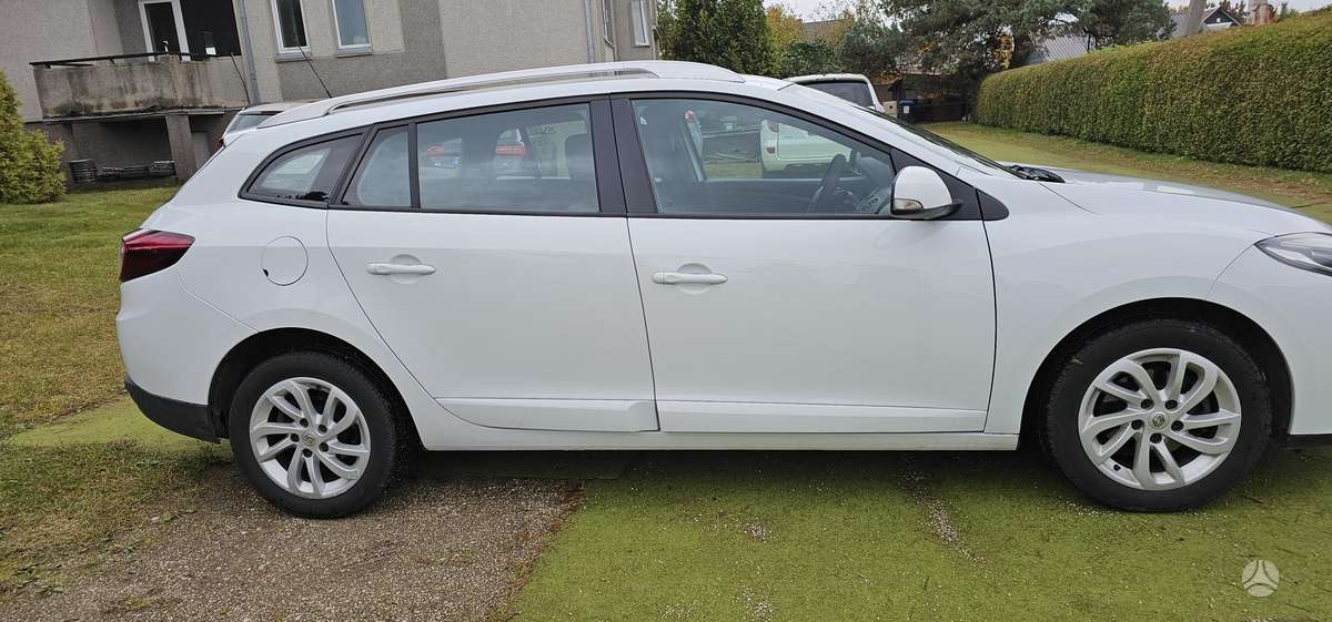 Renault Megane 2014 — двигун 1500 cm³, 110 HP (81kW)