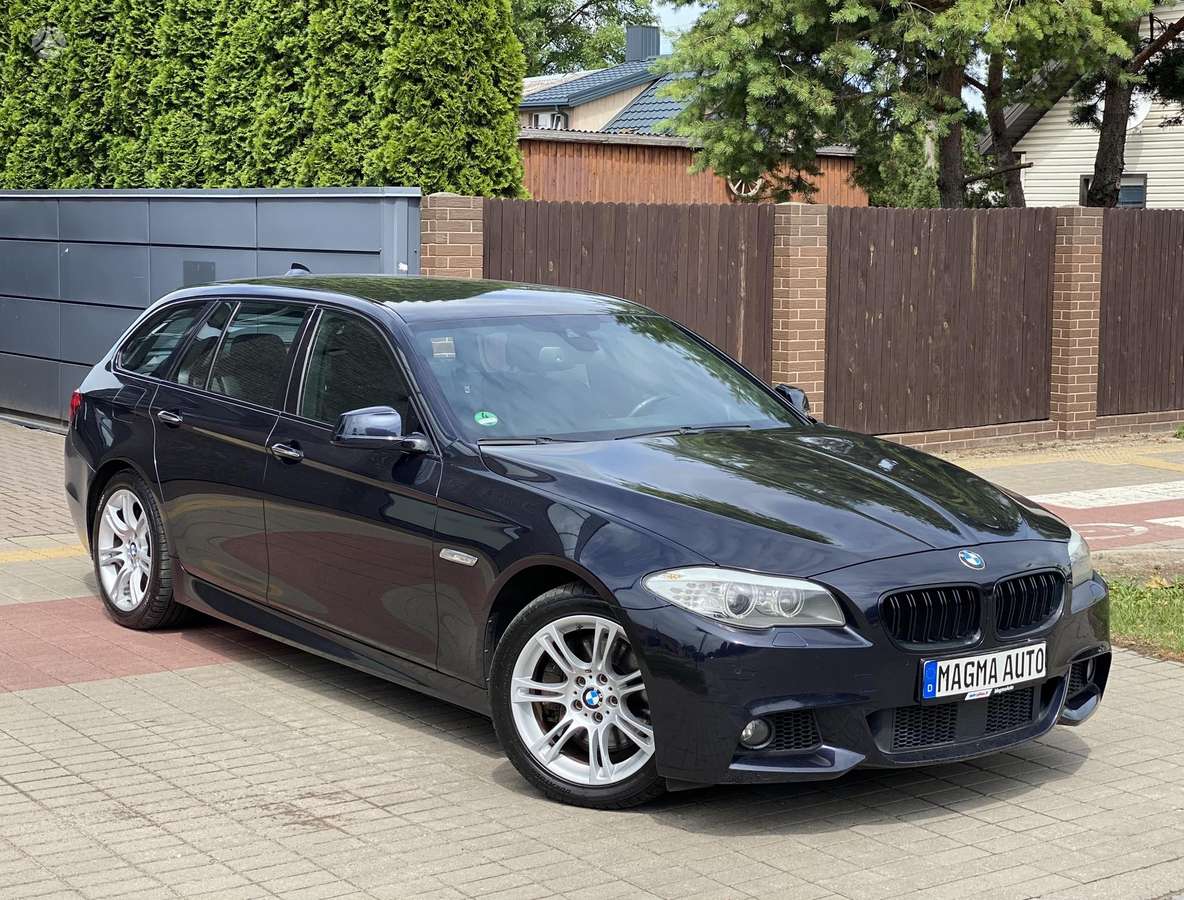 BMW 535 2013 — вигляд ззаду