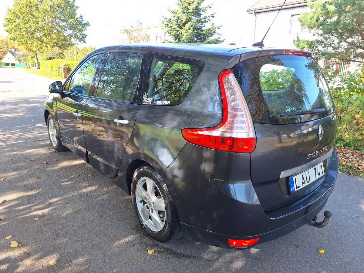 Renault Grand 2011 — rear view