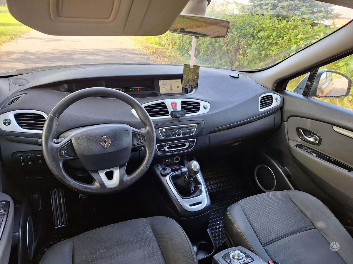 Renault Grand 2011 — photo 6