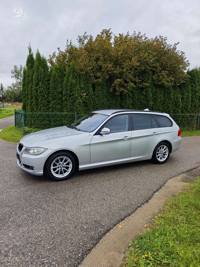 BMW 320 2012 — двигун 1995 cm³, 184 HP (135kW)