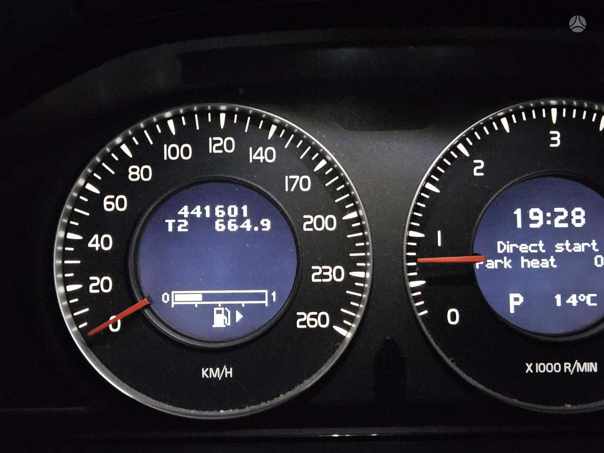 Volvo XC70 2007 — engine 2401 cm³, 185 HP (136kW)