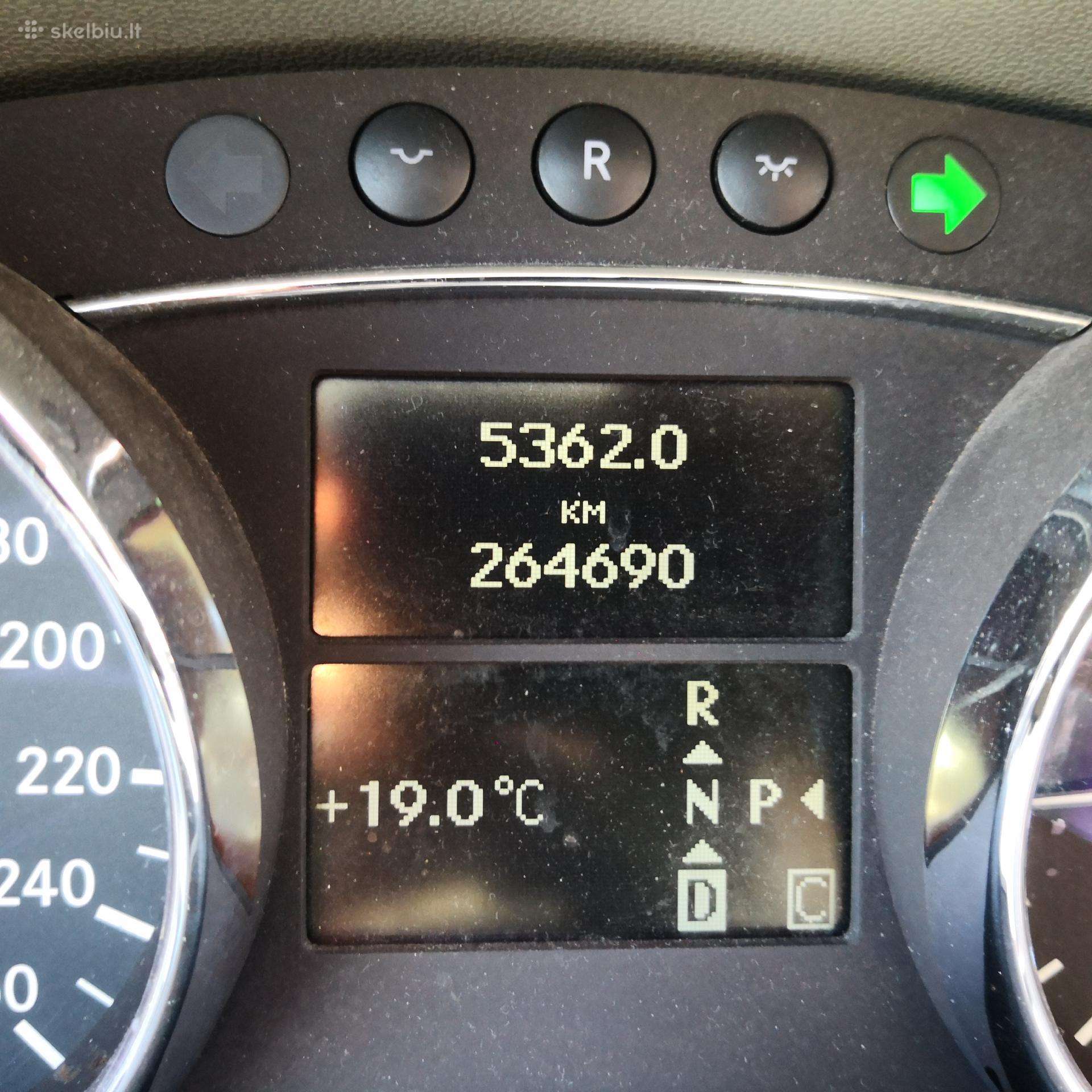 Mercedes-Benz R320 2007 — photo 9