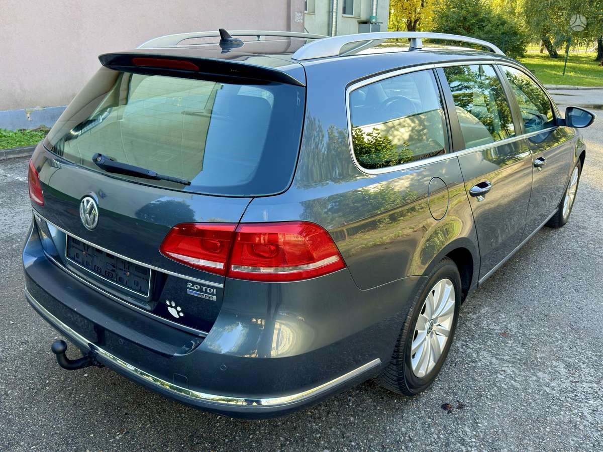 Volkswagen Passat 2011 — photo 6