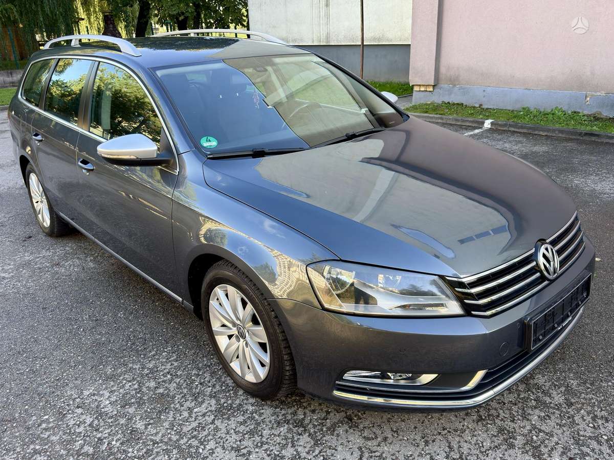 Volkswagen Passat 2011 — photo 8