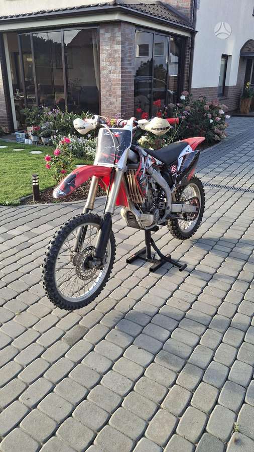 Honda CRF 2006 — vehicle for AFU Ukraine