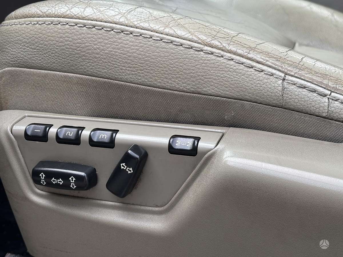 Volvo XC90 2005 — photo 11