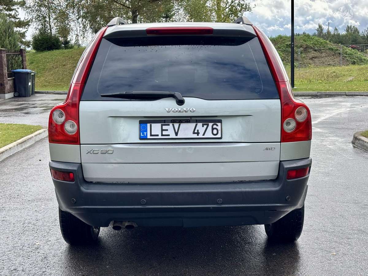 Volvo XC90 2005 — engine 2400 cm³, 163 HP (120kW)