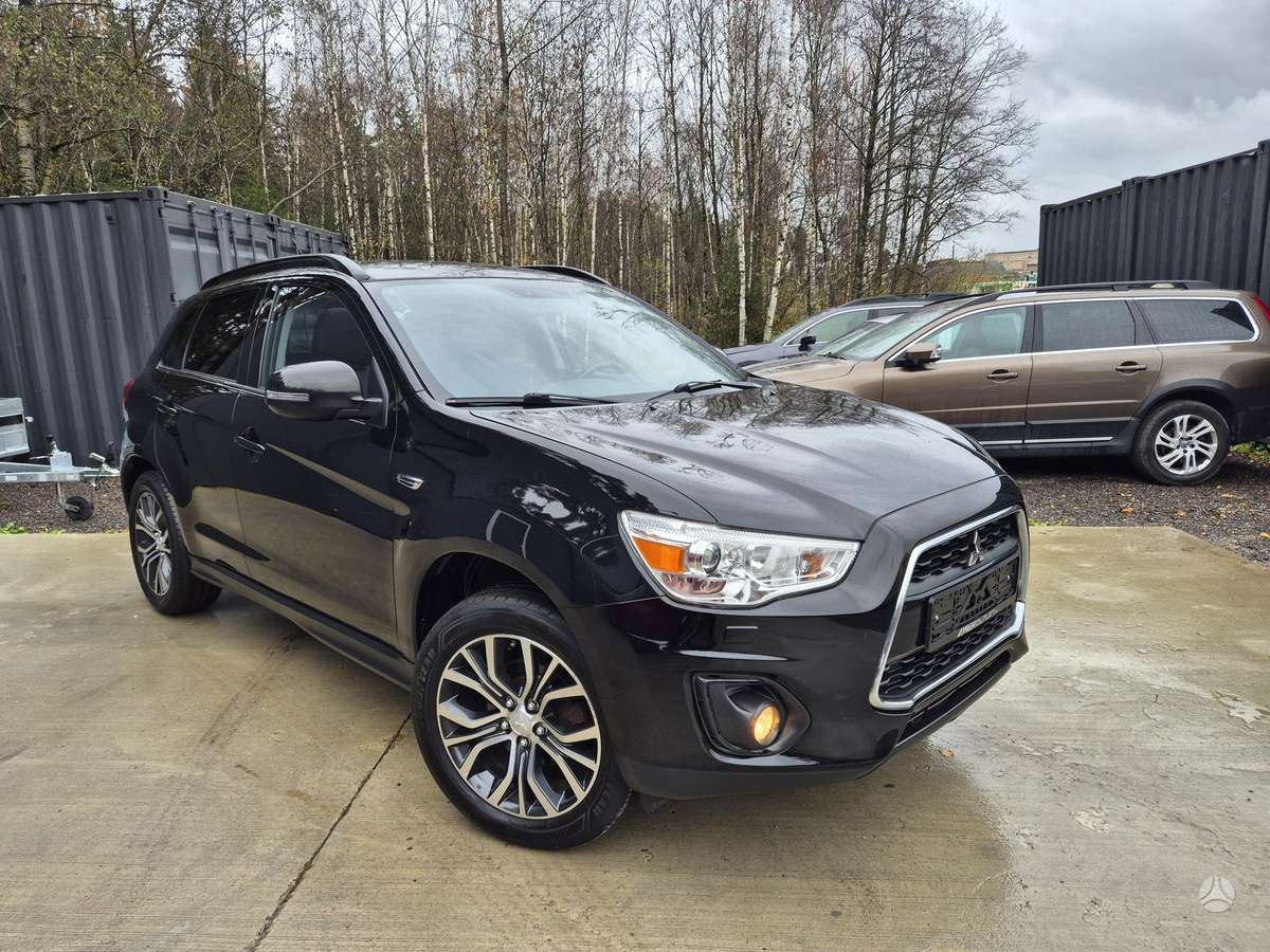 Mitsubishi ASX 2014 — салон