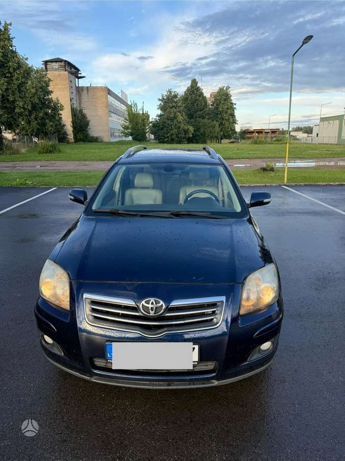 Toyota Avensis, 2008