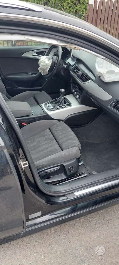 Audi A6 2015 — photo 10