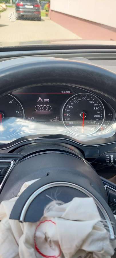Audi A6 2015 — photo 13