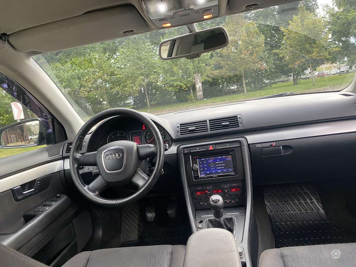 Audi A4 2007 — photo 5