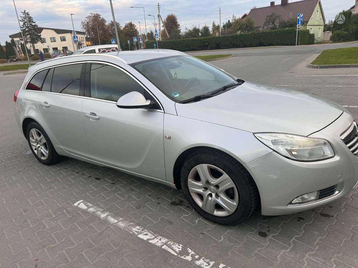 Opel Insignia 2012 — vehicle for AFU Ukraine