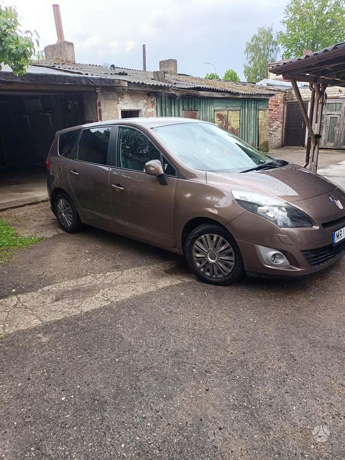 Renault Grand 2012 — photo 13