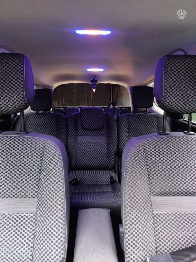 Renault Grand 2012 — photo 17