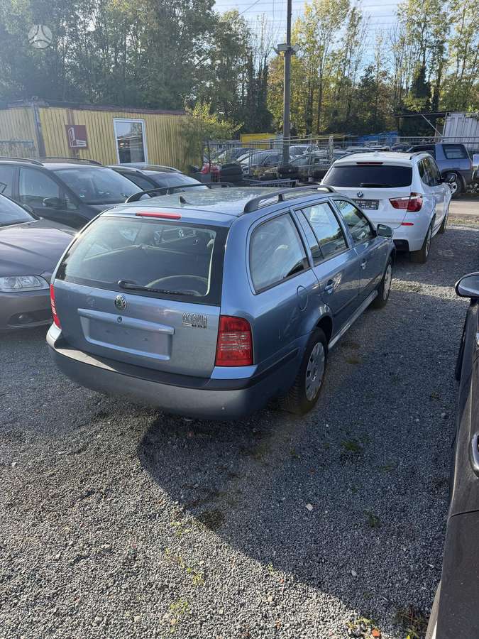 Skoda Octavia 2009 — двигун 1595 cm³, 102 HP (75kW)