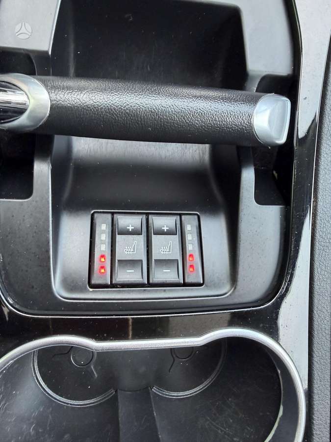 Ford Galaxy 2014 — photo 24