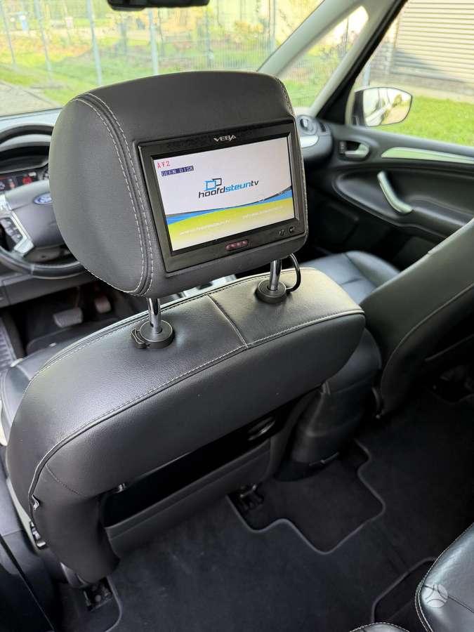 Ford Galaxy 2014 — photo 26