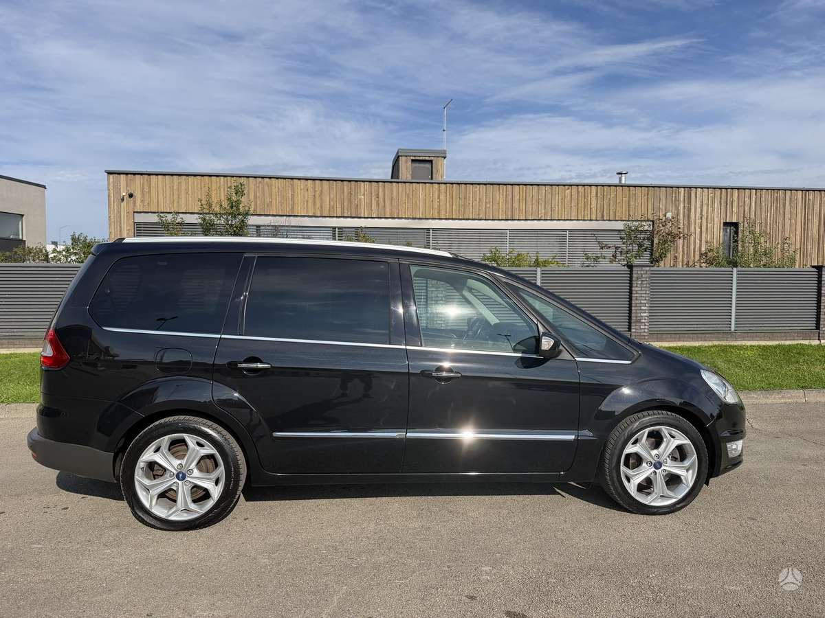 Ford Galaxy 2014 — interior