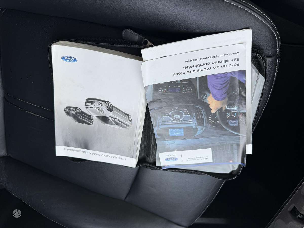 Ford Galaxy 2014 — photo 30