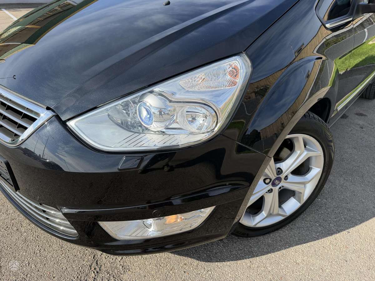 Ford Galaxy 2014 — photo 9