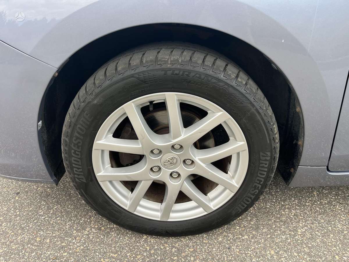 Toyota Verso 2010 — photo 16