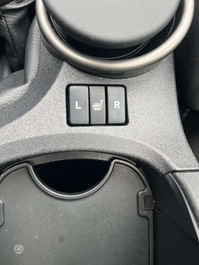 Toyota Verso 2010 — photo 38