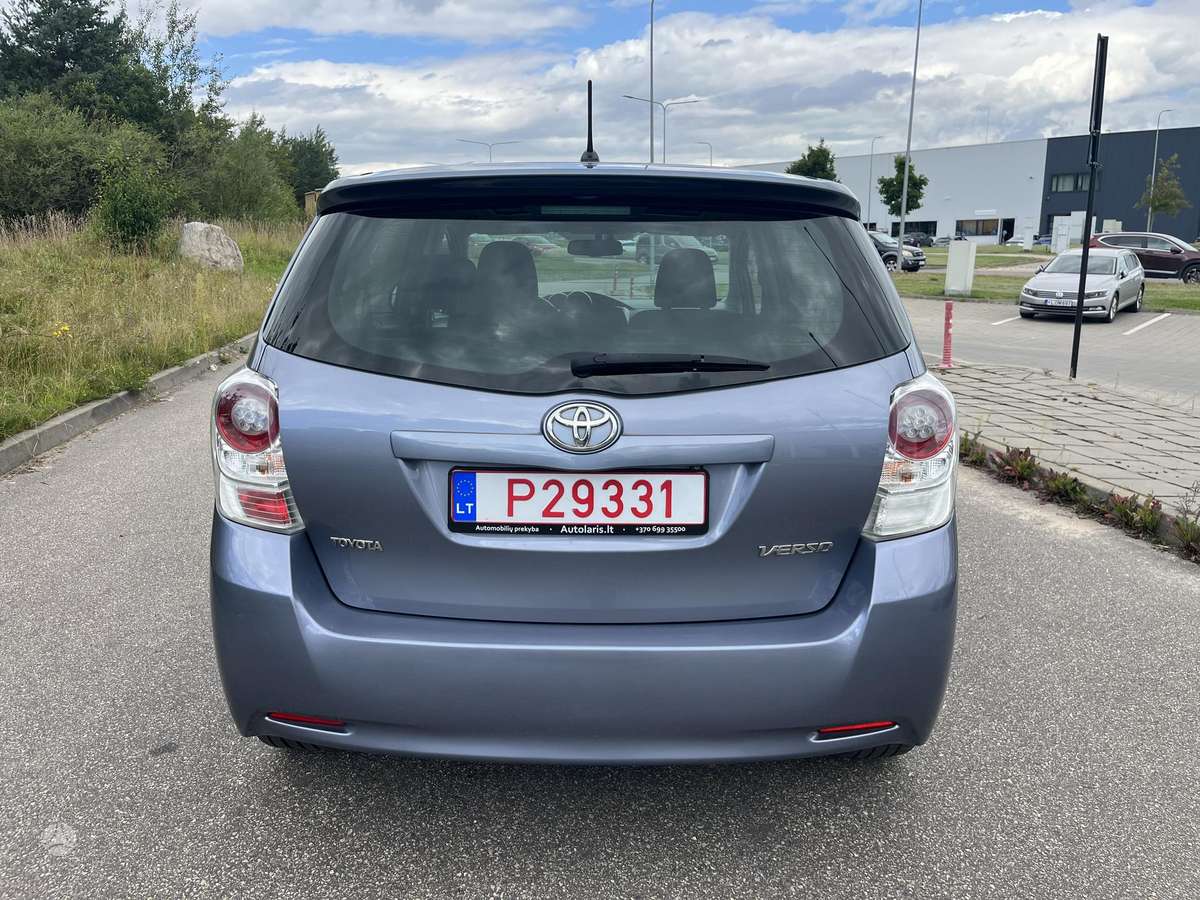 Toyota Verso 2010 — photo 6