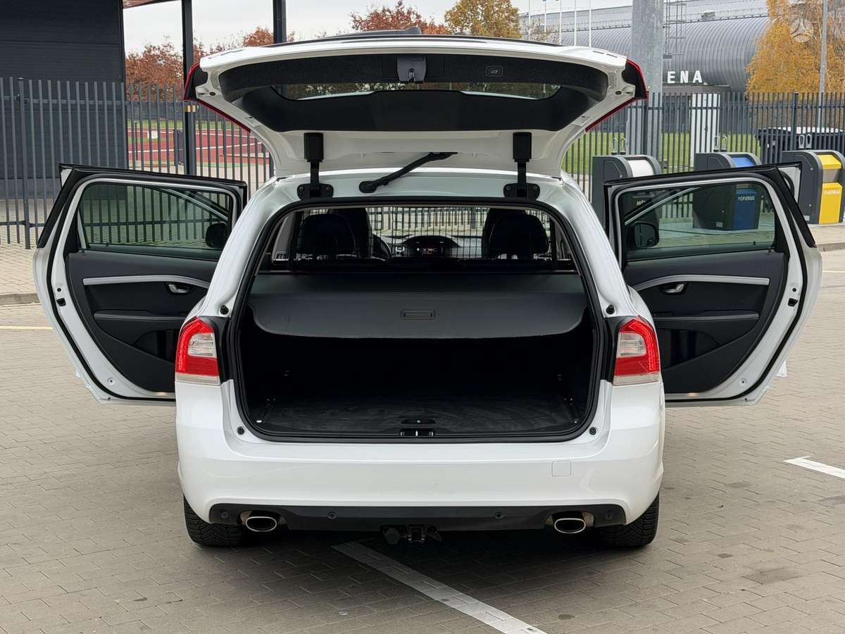 Volvo V70 2015 — photo 33