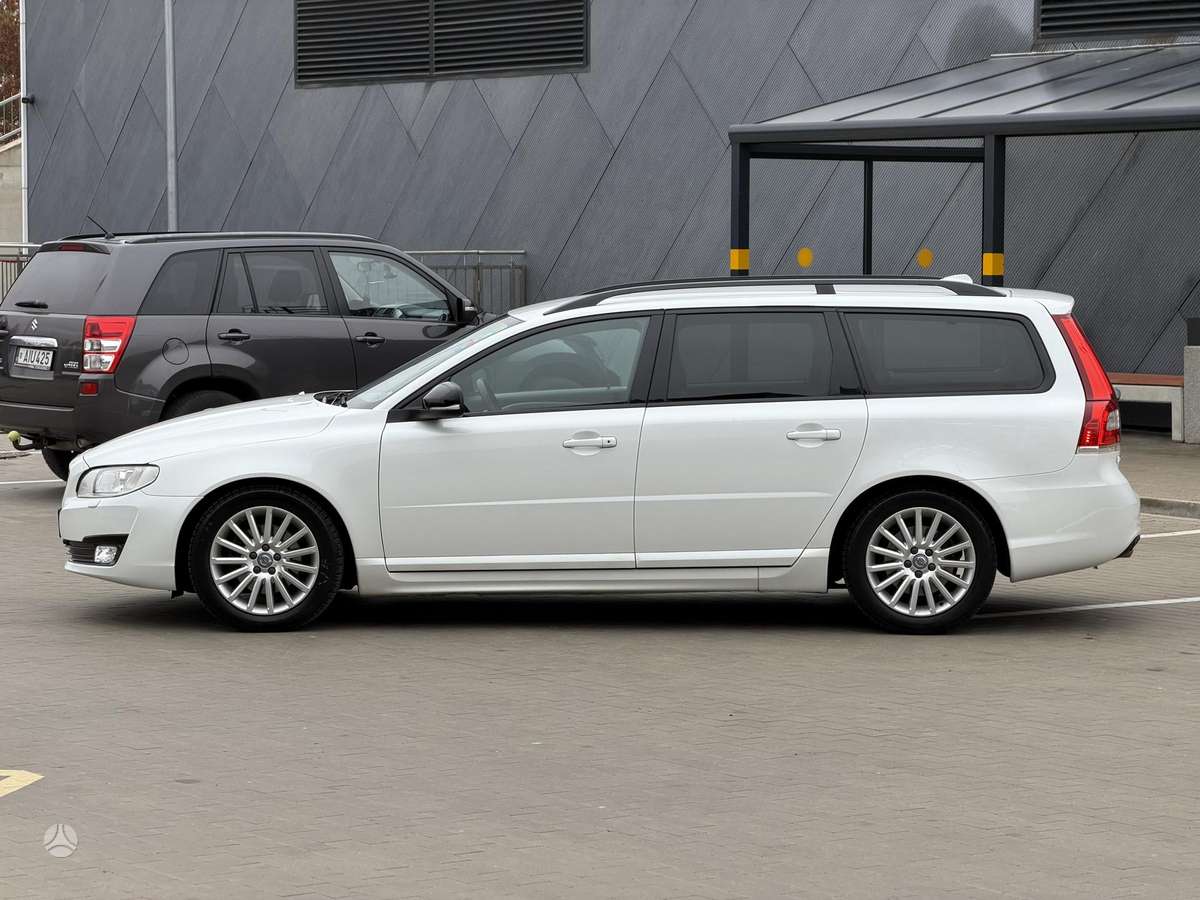 Volvo V70 2015 — engine 1969 cm³, 181 HP (133kW)