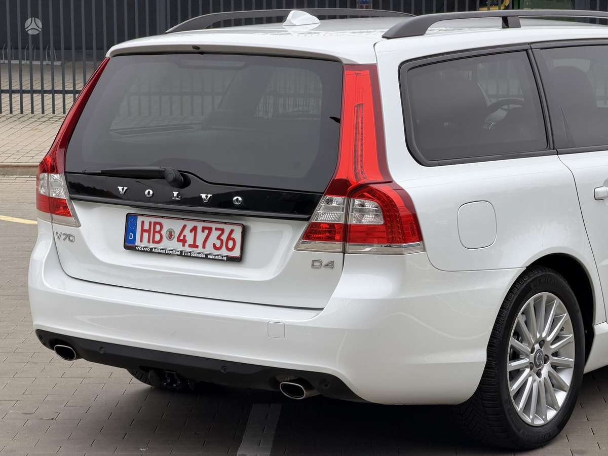 Volvo V70 2015 — photo 8