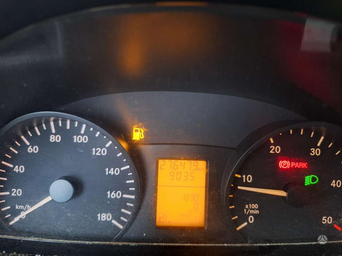 Mercedes-Benz Sprinter 2010 — photo 10